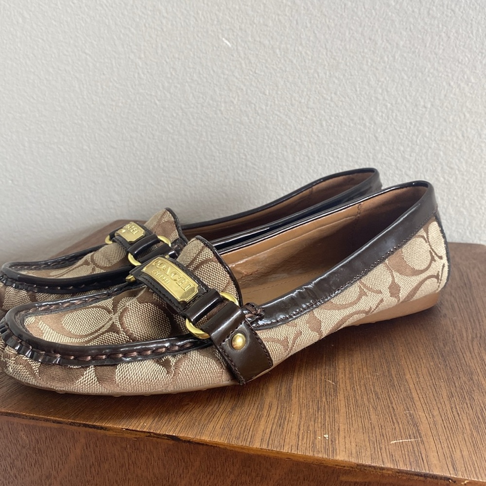 Coach Felisha Logo C Tan & Brown Loafer Flats Slip On Shoes, Women’s 9 B - Picture 2 of 15
